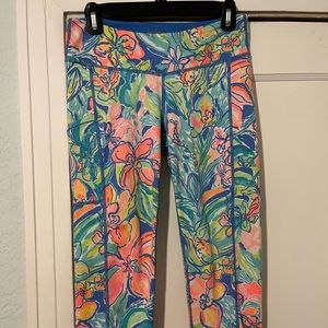 EUC Lilly Pulitzer leggings - size M
